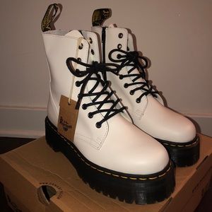 Jadon 8 Platform Doc Marten